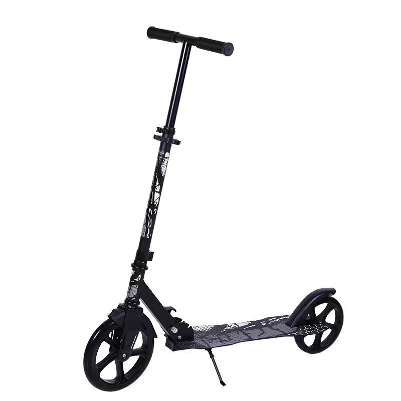 Novokids Trotineta copii si adolescenti Funky Camo PRO Negru Camuflaj maxim 100 kg functie Super Brake diametru roata fata 230 mm