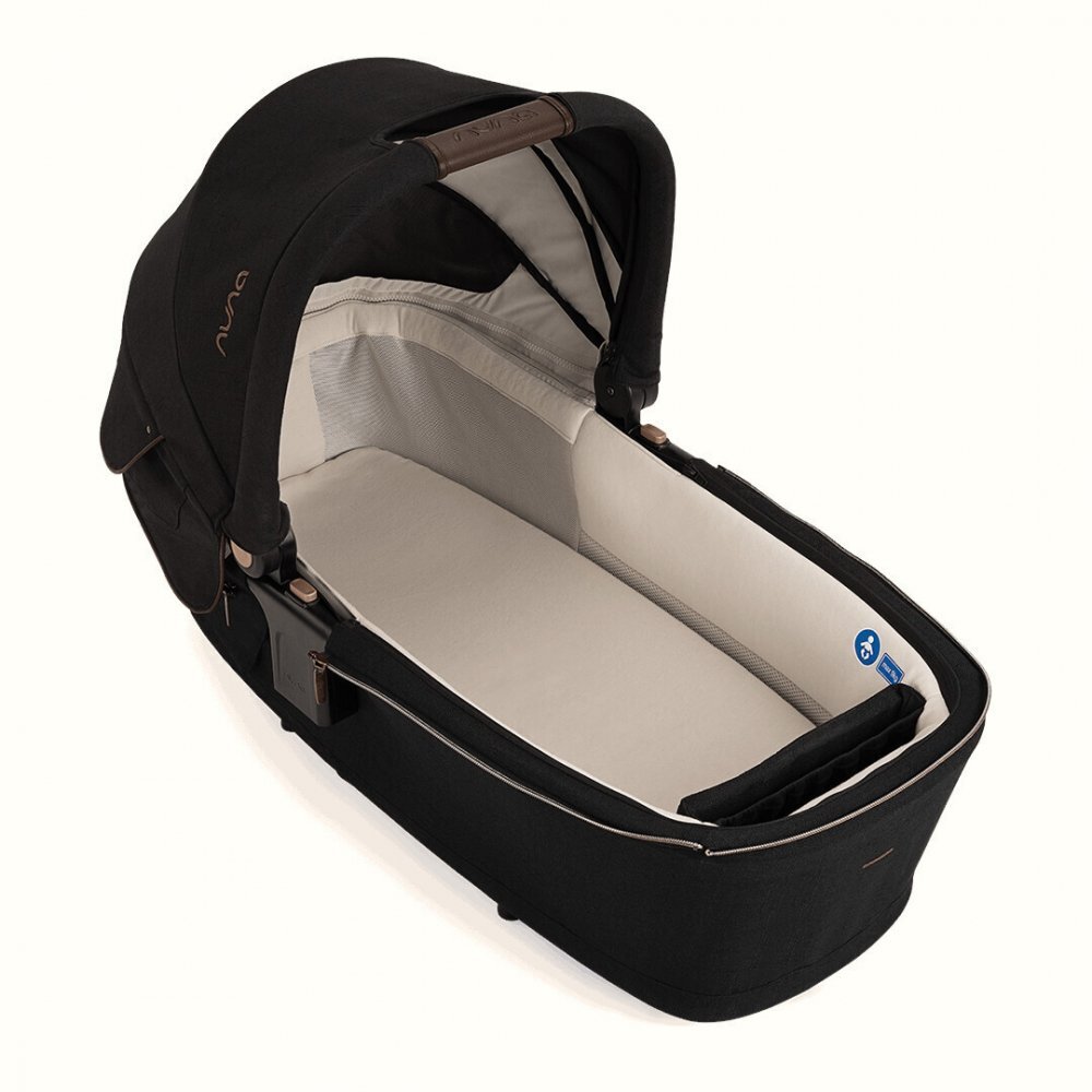 NUNA Carucior compact 2 in 1 Triv next colectia Riveted