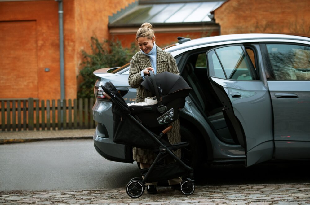 NUNA Scoica auto cu isofix Pipa urbn Granite conform ECE R129 si testata ADAC
