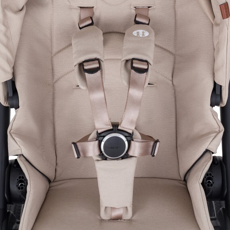 Petite&Mars Carucior 2 in 1 pentru copii PetiteMars Scout Bej cu landou pliabil reversibil spatar si suport de picioare reglabile maner ajustabil accesorii pana la 22 kg 0 luni+