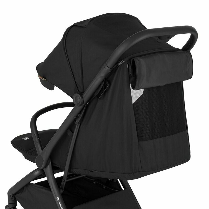 Petite&Mars Carucior pentru copii PetiteMars Flip negru cu pliere compacta spatar reglabil suport picioare reglabil si copertina extensibila cu protectie UPF 50+ greutate admisa 22 kg