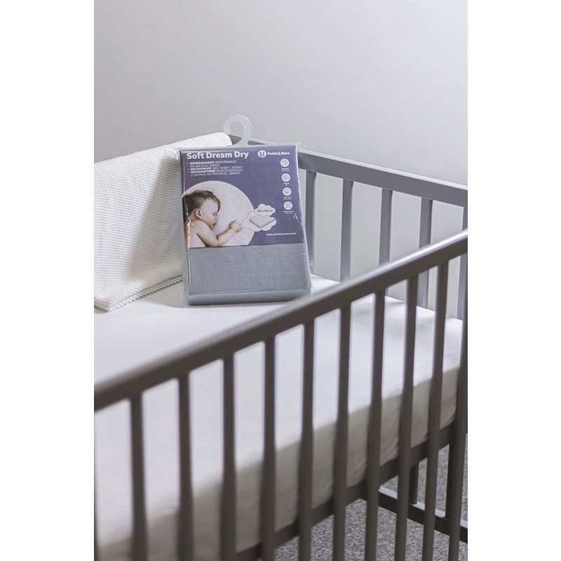 Petite&Mars Cearceaf cu elastic Soft Dream din jersey 120x60 cm alb