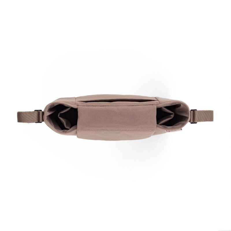 Petite&Mars Geanta impermeabila pentru mamici Petite Mars Emma bej cu inchidere magnetica 30 x 18.5 x 10 cm