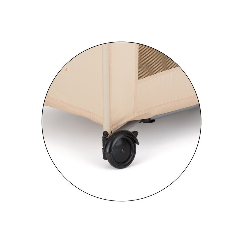 Petite&Mars Patut pliabil pentru copii PetiteMars Koot maro 120x60 cm cu roti functie de tarc pliere compacta include geanta de transport intrare laterala cu fermoar greutate admisa 15 kg 0-30 luni
