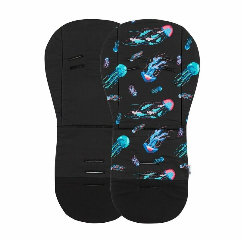 Petite&Mars Salteluta pentru carucior PetiteMars Foamy Negru reversibila din spuma cu memorie universala 86x42 cm design cu meduze