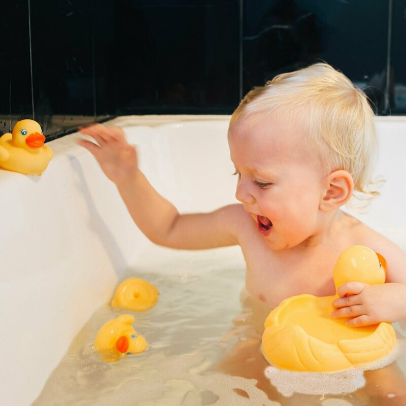Playgro Set de joaca de baie Ratusca cu trei bococi fara gauri