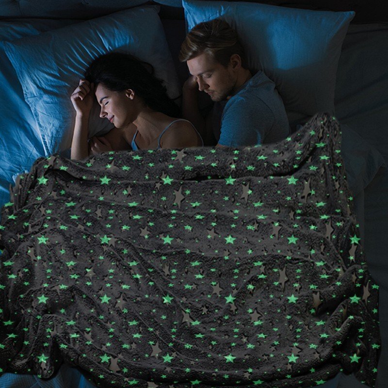 Procart Patura fosforescenta 150x200 cm stelute glow in the dark moale si confortabila