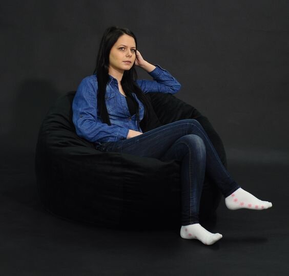 Pufrelax Fotoliu matusalem black velvet umplut cu fulgi de burete memory mix
