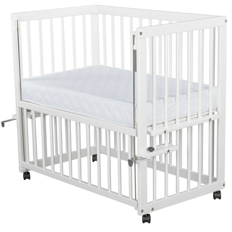 Qmini Patut co-sleeper Dalia Alb multifunctional 90x50 cm din lemn de pin reglabil pe orice treapta de inaltime la patul parintilor sistem de ancorare si roti cu frana incluse + Saltea 8 cm