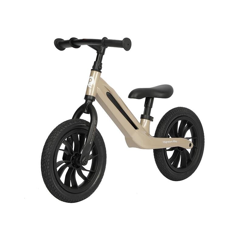 QPlay Bicicleta copii fara pedale Balance bike Racer Platinum de la 3 ani pana la 30 kg cadru usor de magneziu reglabil sa comoda acoperita cu piele ecologica roti de cauciuc gonflabil