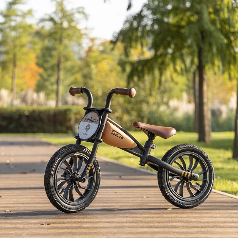 QPlay Bicicleta fara pedale Feduro Bej Balance bike roti 12 inch gonflabile sa ajustabila din piele ecologica varsta 3-6 ani