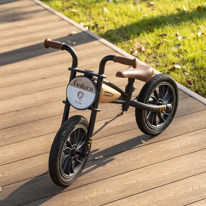 QPlay Bicicleta fara pedale Feduro Bej Balance bike roti 12 inch gonflabile sa ajustabila din piele ecologica varsta 3-6 ani