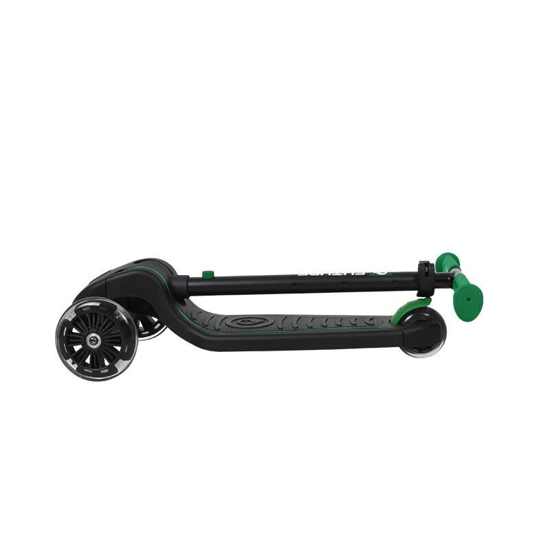 QPlay Trotineta Future verde 3 roti cu lumini LED pliabila ghidon reglabil platforma antialunecare greutate suportata 50 kg