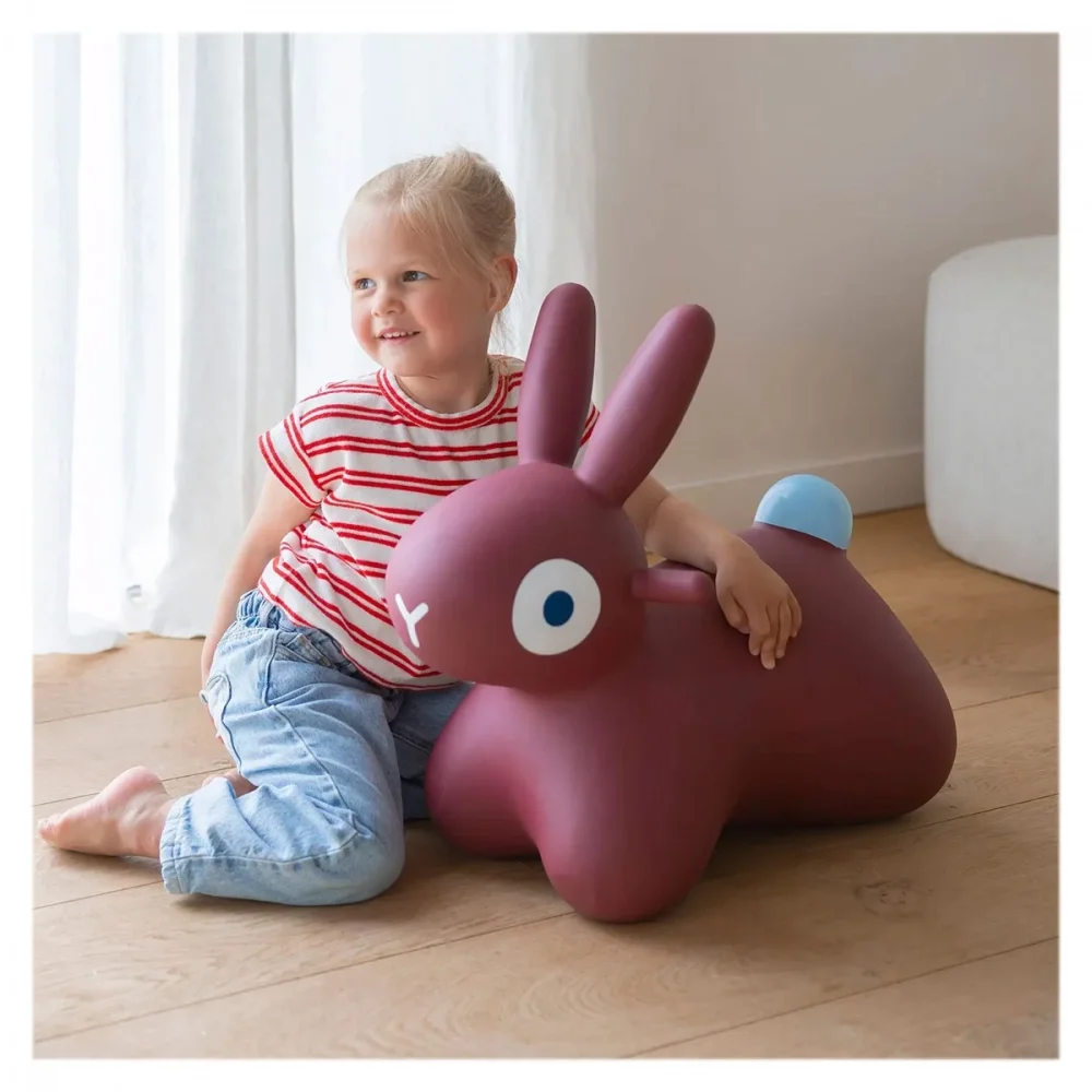 Quut Toys Iepuras gonflabil saltaret Hoppi Bunny bordo