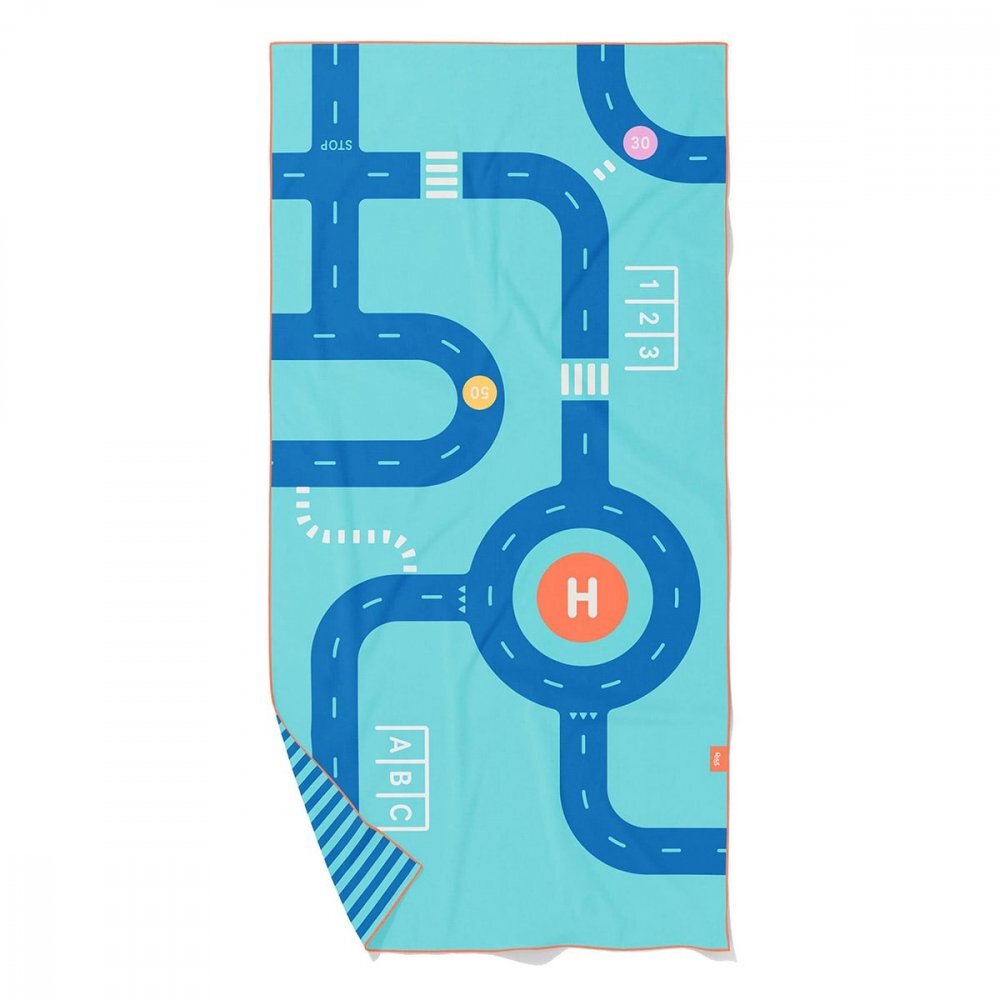 Quut Toys Prosop de plaja cu traseu auto 140 x 70 cm