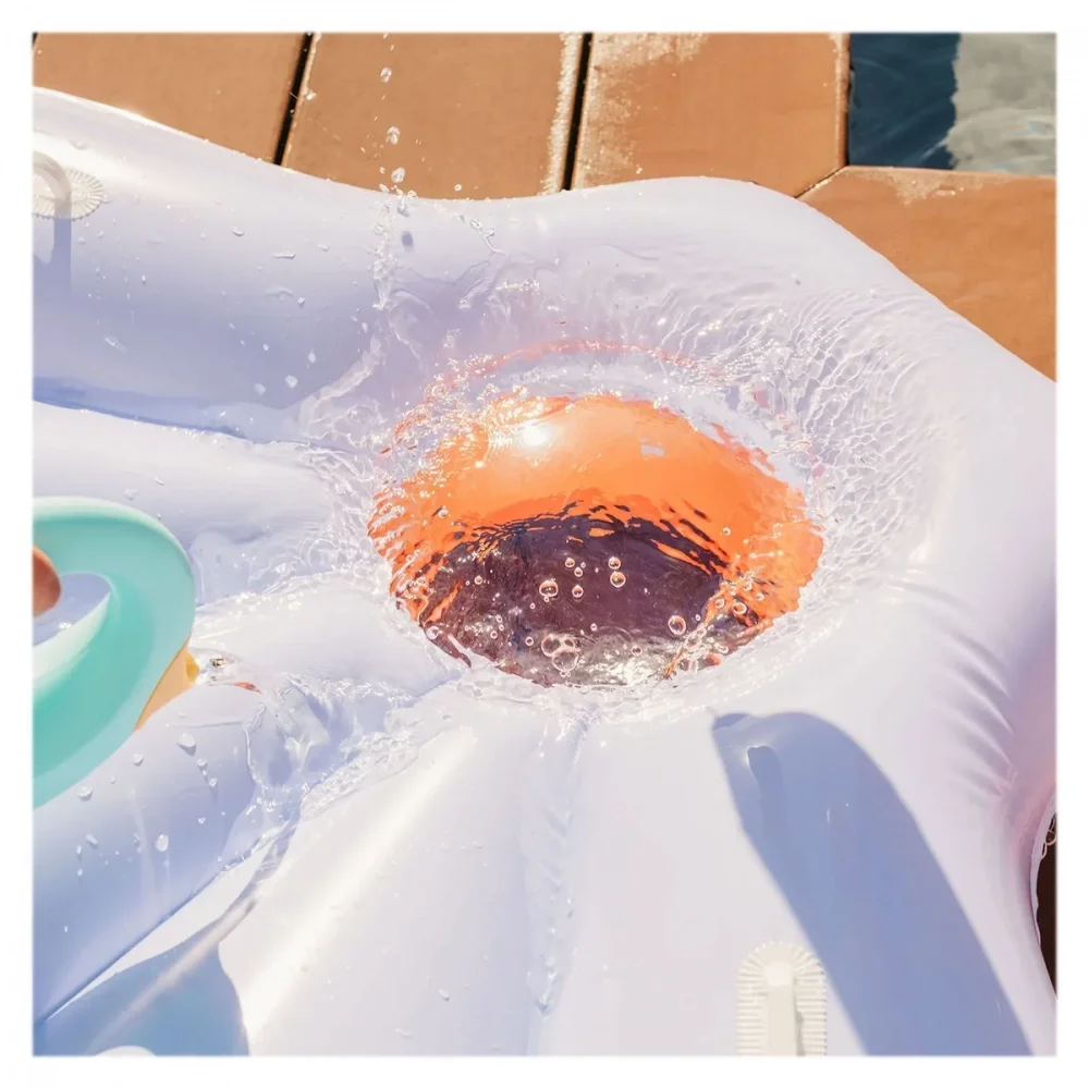 Quut Toys Saltea gonflabila pentru plaja Scoica