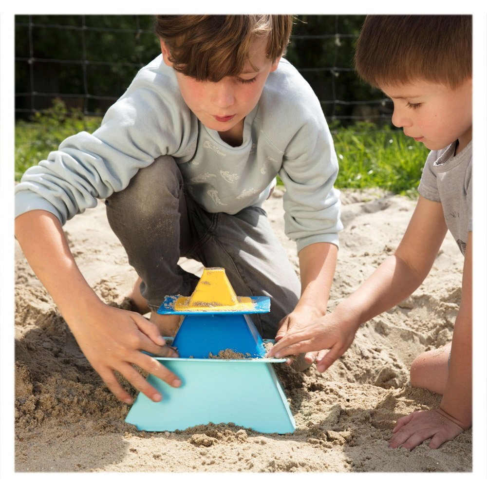 Quut Toys Set forme pentru nisip piramide Pira