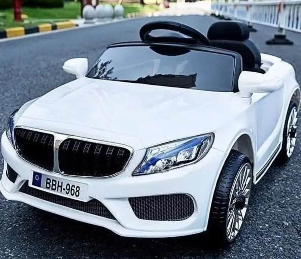 R-Sport Masinuta electrica pentru copii Cabrio M5 alb 50W cu telecomanda
