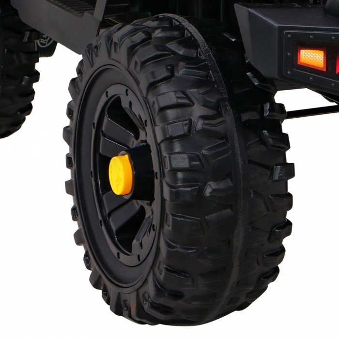 Ramiz Masinuta electrica pentru copii Jeep Dark Night negru 70W cu telecomanda suspensii si lumini scaun piele si panou audio