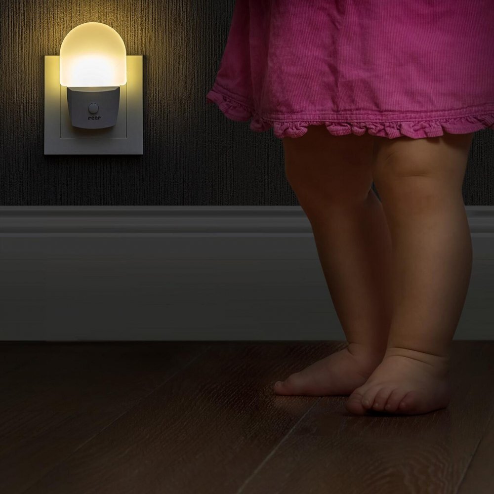 REER Lampa de veghe Night Guide pentru priza cu comutator