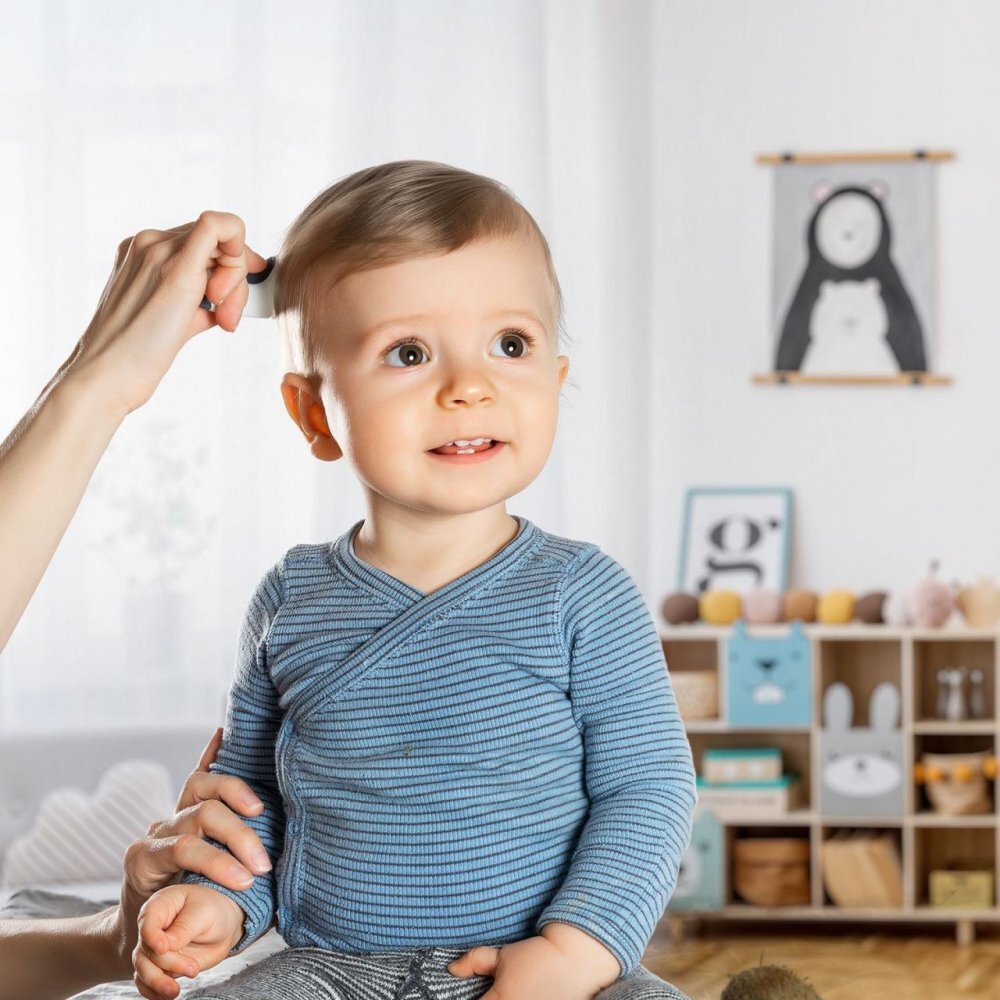 REER Set perie si pieptene ingrijire bebelusi cu par natural de capra alb cu gri BabyCare Hair 81070