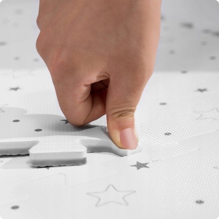 Ricokids Covoras de joaca puzzle 150x150 cm Stelute Gri 9 pieserealizat din spuma EVA inodoraantiderapantrezistent la apausor de curatatconfiguratii multipleutilizare camera copiicresegradinite