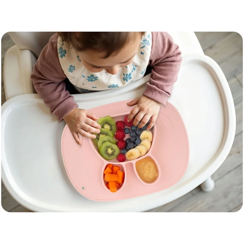 Ricokids Farfurie compartimentata Iepuras Roz cu capac din silicon fara bpapotrivit pentru masina de vase si microunde