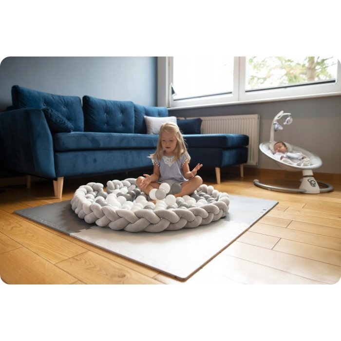 Ricokids Protectie laterala impletita pentru patut copii Trio RozGriAlb 2 metri din material plus cu umplutura antialergicamultifunctionalalavabila