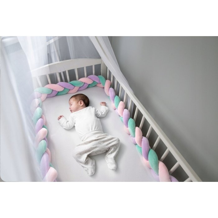 Ricokids Protectie laterala impletita pentru patut Trio RozMovTurcoaz 3metriinaltime 11.5 cm din plus cu umplutura antialergica