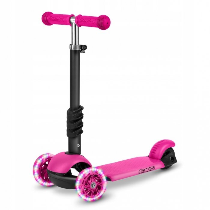 Ricokids Trotineta 3 in 1 pentru copii Buggy Roz cu scaunel reglabilinaltime ghidon reglabilaroti cu lumini LEDplatforma antiderapantacadru din aluminiumanere ergonomice si cosulet pentru accesorii