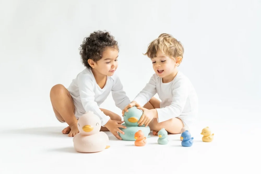 Saro Baby Set 7 ratuste de baie pentru copii Familie completa