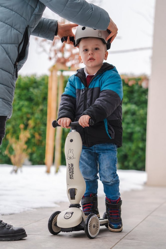 SCOOT AND RIDE Casca de protectie pentru copii sistem de reglare magnetic cu led XXS-S 45-51 cm 1 an+ Miffy Ash Scoot Ride