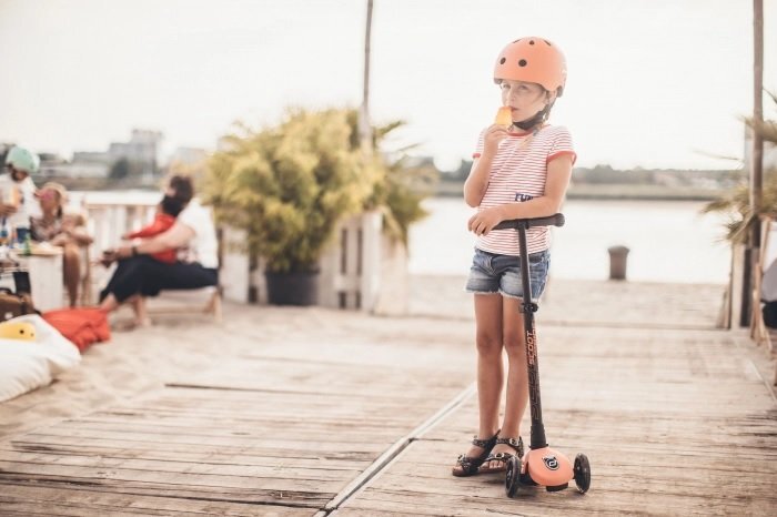 SCOOT AND RIDE Trotineta copii pliabila reglabila roti luminoase Highwaykick 3 Led Peach 3-6 ani pana la 50 kg Scoot Ride