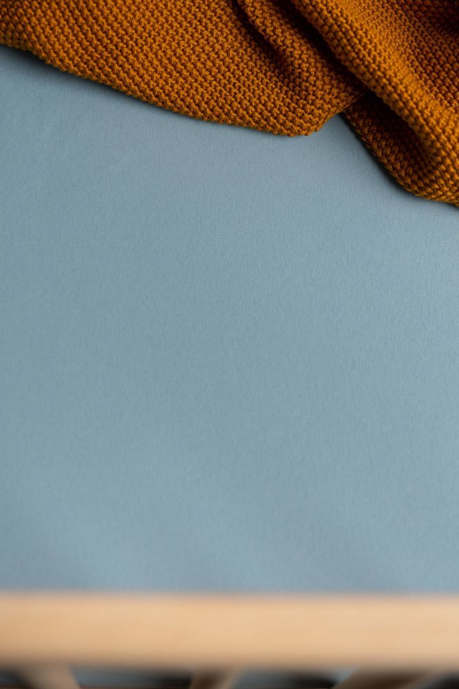 Sensillo Cearsaf din bumbac Jersey Deluxe Blue 120x60 cm cu elastic roata