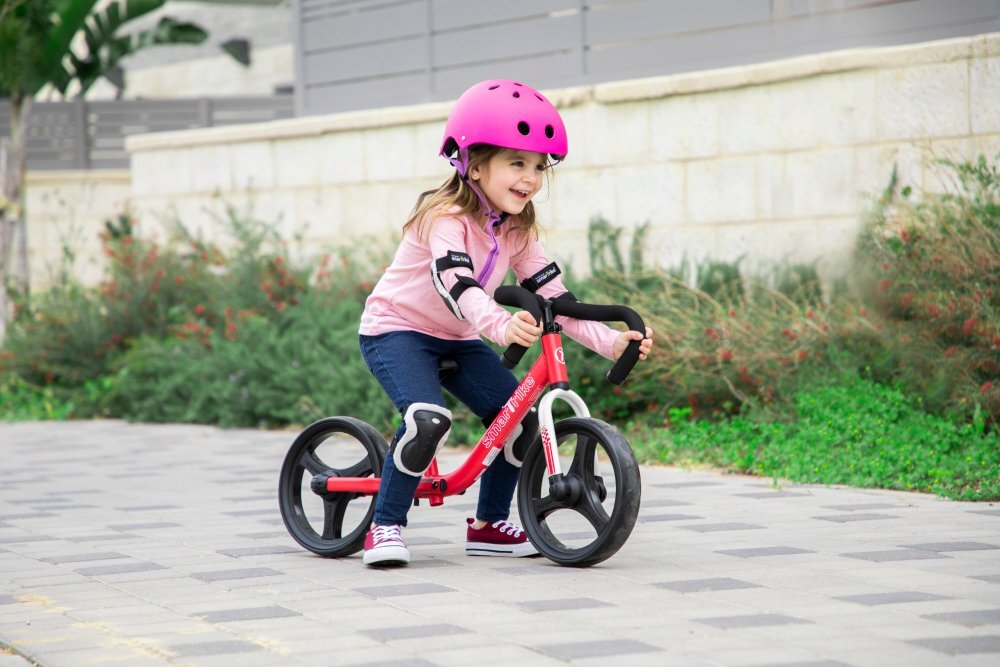 SMART TRIKE Bicicleta copii fara pedale Balance Bike Folding SmarTrike Red pliabila de la 2 ani roti din cauciuc EVA scaun si ghidon ajustabile pe inaltime manere din material moale