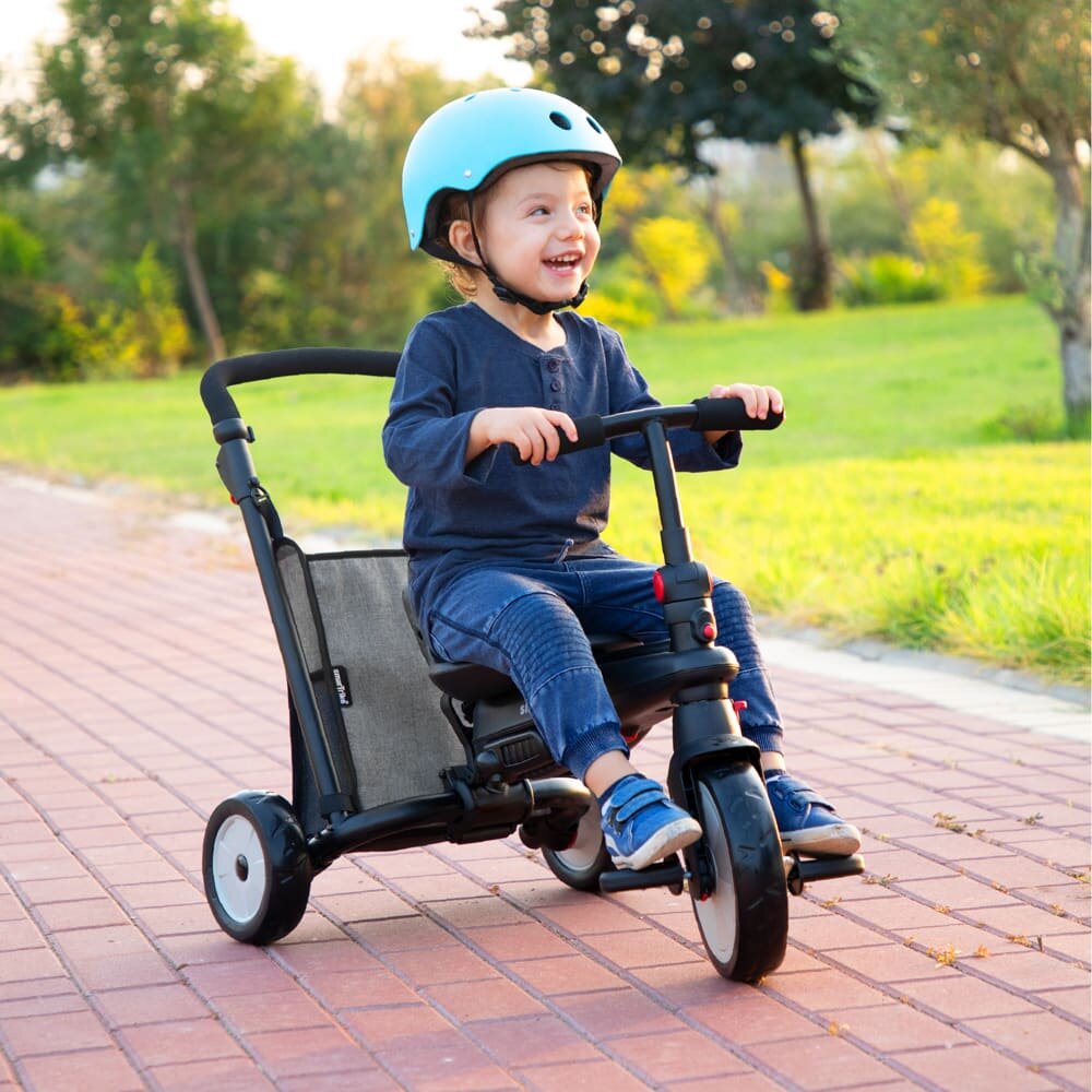 SMART TRIKE Tricicleta pentru copii STR5 Gri 7 in 1 ultrapliabila dotata cu frana scaun rabatabil de la 6 luni sistem patentat cu tehnologie Touch Steering