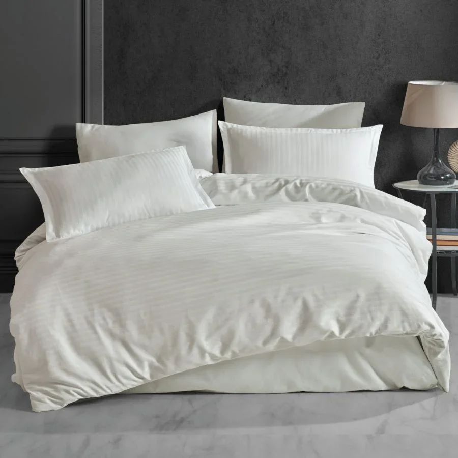 Somnart Lenjerie pentru pat dublu cu 4 piese cearceaf pat clasic 240 x 260 cm cearceaf pilota 200 x 230 cm 2 fete de perne 50 x 70 cm din bumbac damasc crem