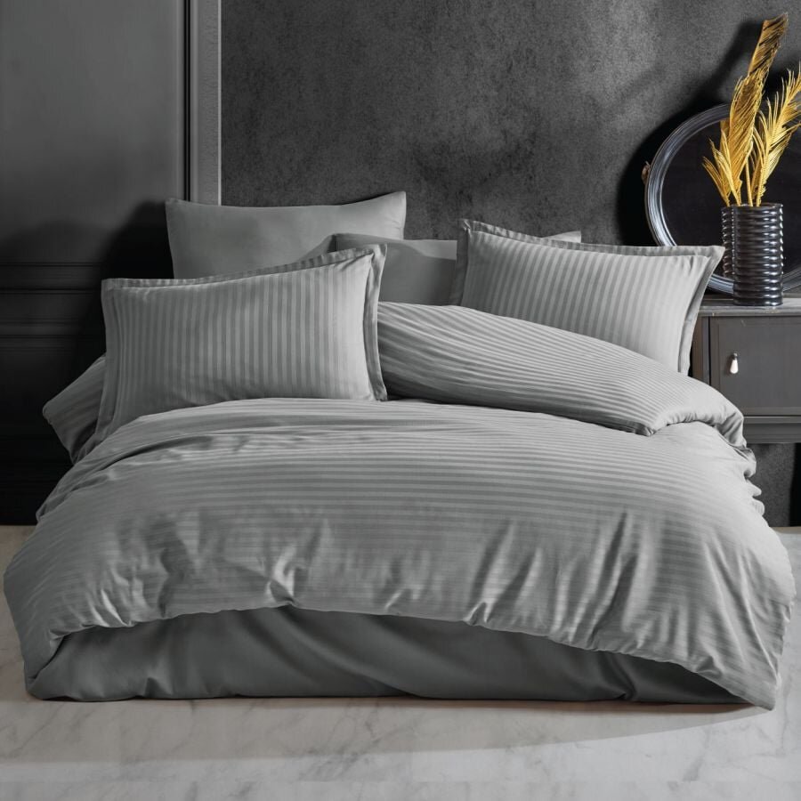Somnart Lenjerie pentru pat dublu cu 4 piese cearceaf pat clasic 240 x 260 cm cearceaf pilota 200 x 230 cm 2 fete de perne 50 x 70 cm din bumbac damasc gri