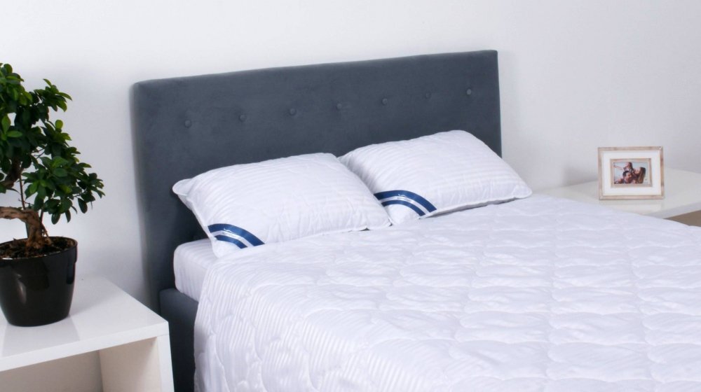 Somnart Pilota de vara din microfibra striata cu model lacrimi alba 150 x 200 cm 200 g