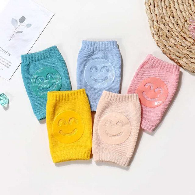 SuperBaby Genunchiere cu silicon pentru bebe Smile 0-12 luni Galben