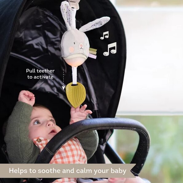 TAF TOYS Jucarie muzicala pentru carucior Bunny