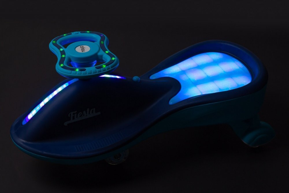 Toyz by Caretero PlasmaCar copii fara pedale Toyz Fiesta Navy Ride-On gravitationala cu muzica si roti din cauciuc luminoase scaun ergonomic si spatios greutate maxima admisa 100 kg