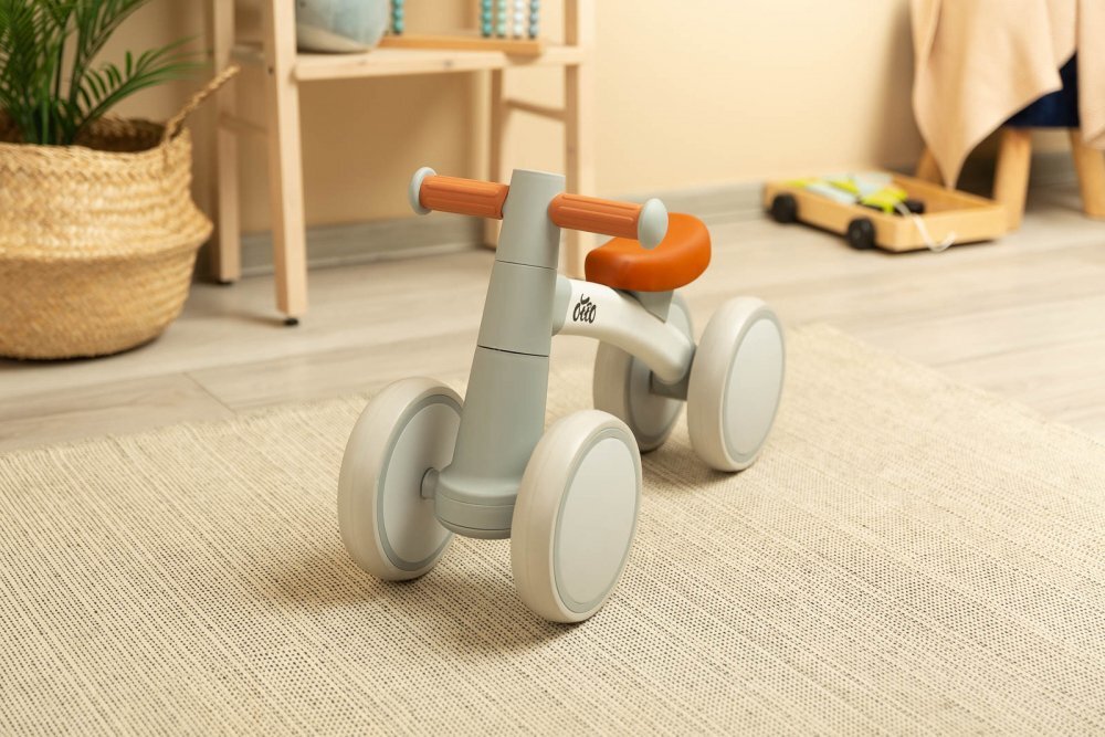 Toyz by Caretero Ride-On de echilibru pentru copii Toyz Otto Greyrecomandata intre 1-3 ani manere ergonomice cadru metalic stabil si roti EVA