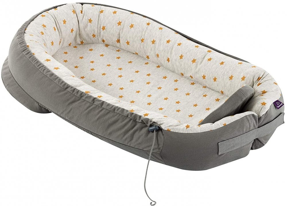 Traeumeland Cuib pentru bebelusi Star Dream Yellow