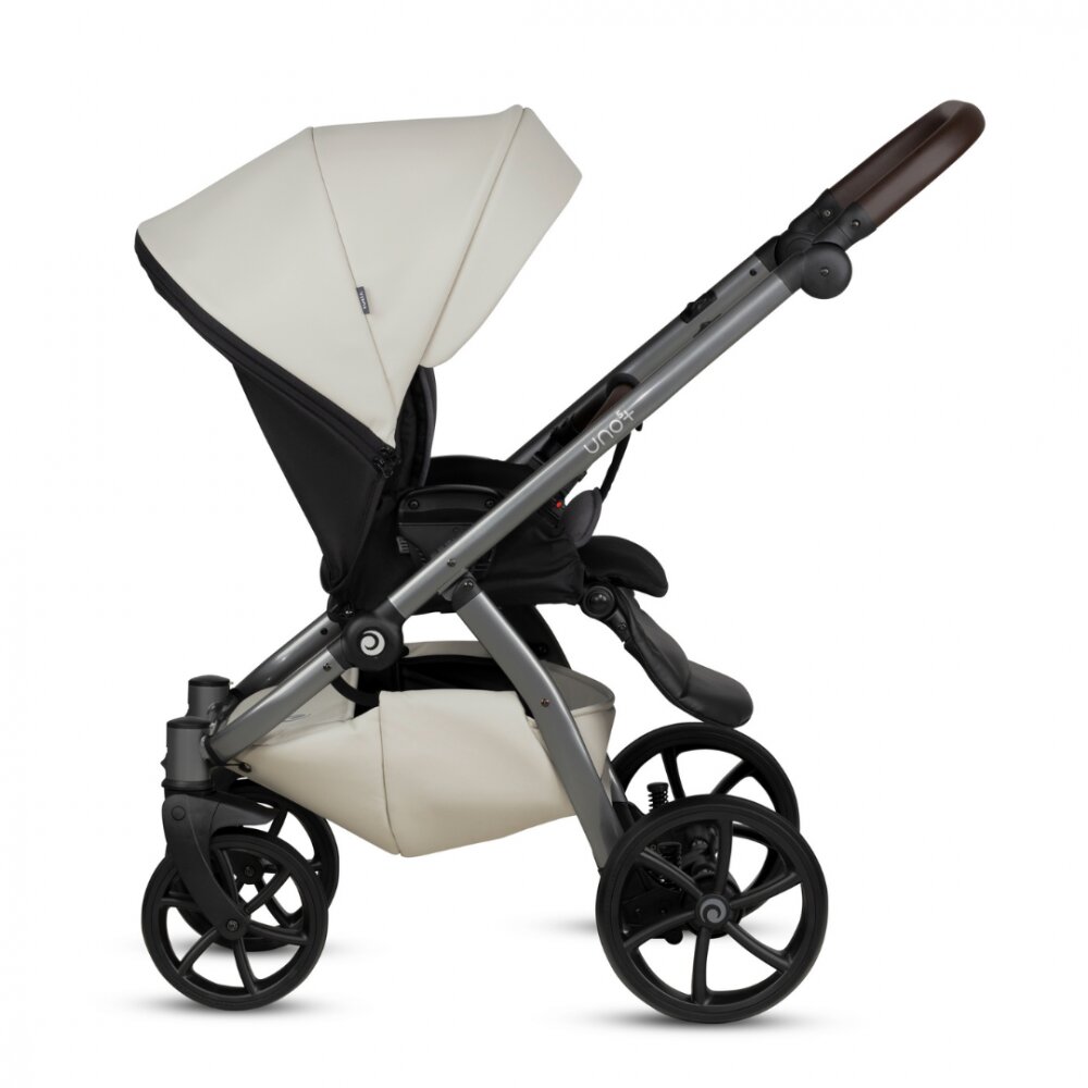 Tutis Carucior 2 in 1 Uno 5+ Black Sesame 168 din piele ecologica sezut reversibil spatar reglabil roti cu blocare bara detasabila accesorii incluse