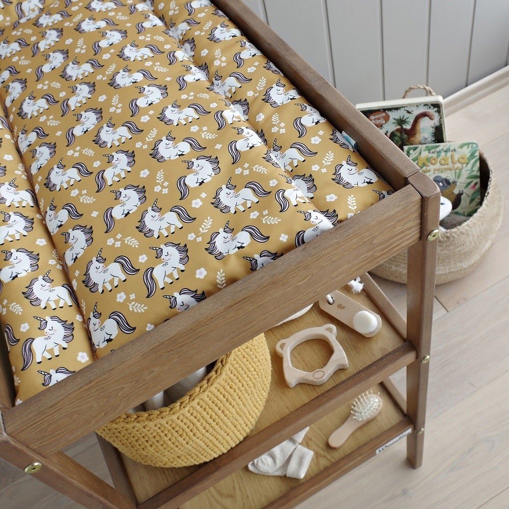 Woodies Safe Dreams Masa infasat pentru bebelusi lemn masiv Vintage 76 x 44 x 86 cm cu 2 rafturi de depozitare inalte