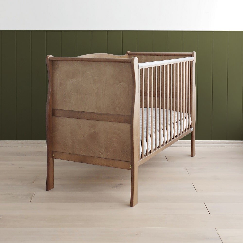 Woodies Safe Dreams Patut din lemn pentru bebe inaltime saltea reglabila Noble Vintage 120x60 cm