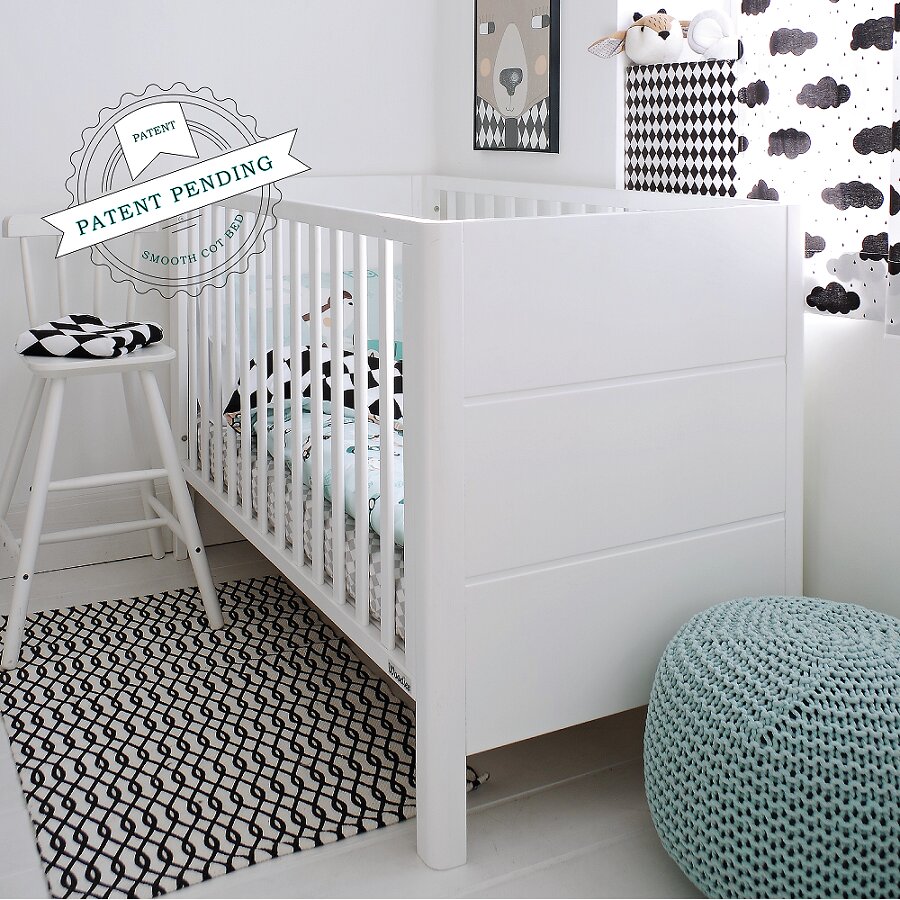Woodies Safe Dreams Patut din lemn pentru bebe inaltime saltea reglabila Smooth Alb 120x60 cm