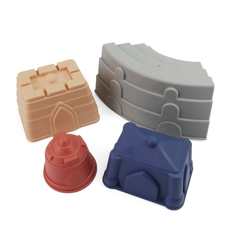 Woopie Set 7 jucarii de nisip cu galetusa Castelforme de nisip si accesorii Pastel