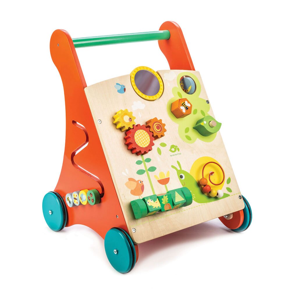 Tender Leaf Toys Antemergator cu activitati in gradina din lemn premium 10 activitati